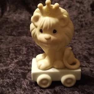 Precious Moments Figurine